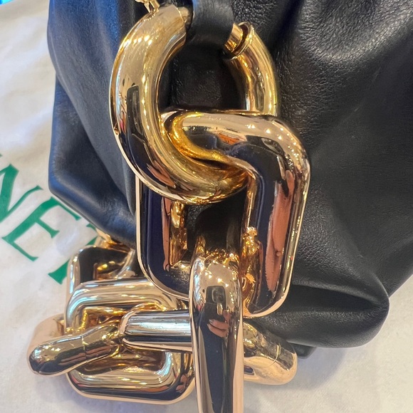 Gold chain pouch bag - Picture 2 of 7